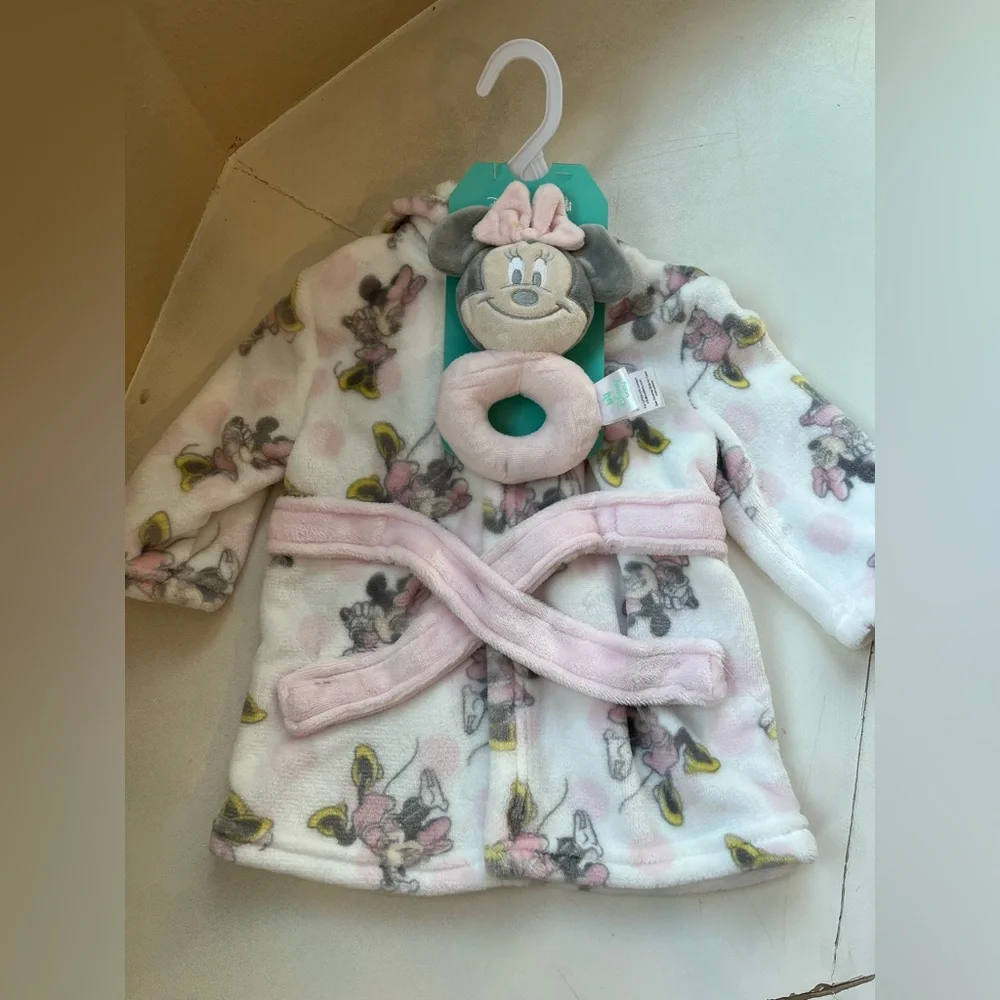 Disney Minnie Mouse Super Soft Robe and Rattle